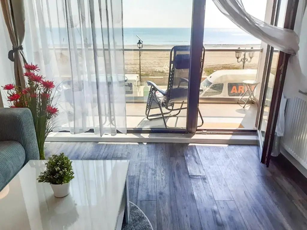 Tropical Sea view Promenada Mamaia Nord