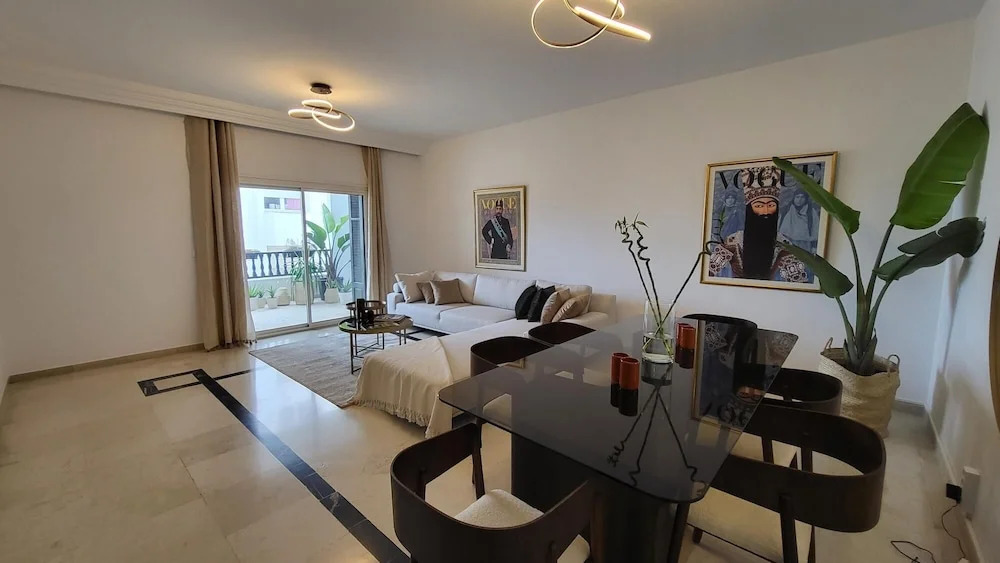The Perfect Flat Sea Side Central Luxurious