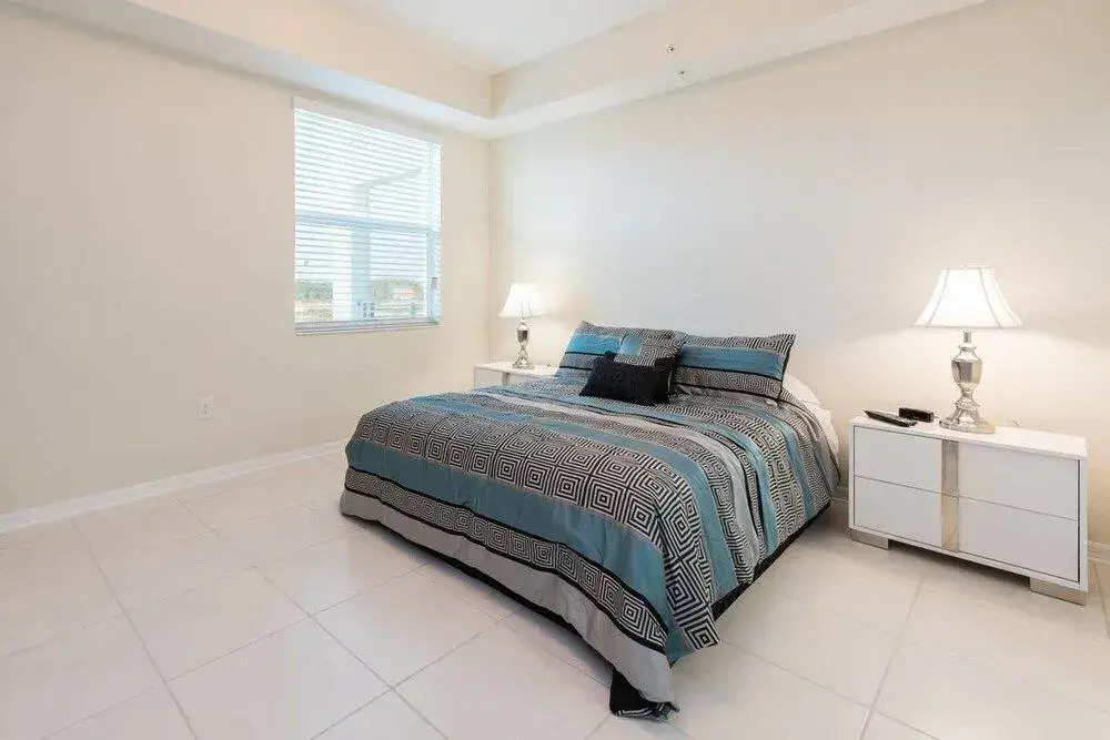 Beautiful Condo House In Storey Lake