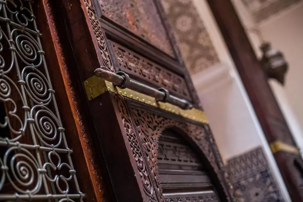 Riad LArtiste