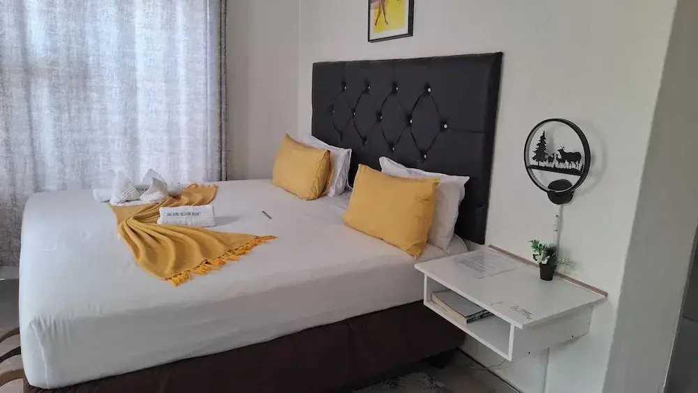Shalakwe Hills-Inn Guesthouse Kasane