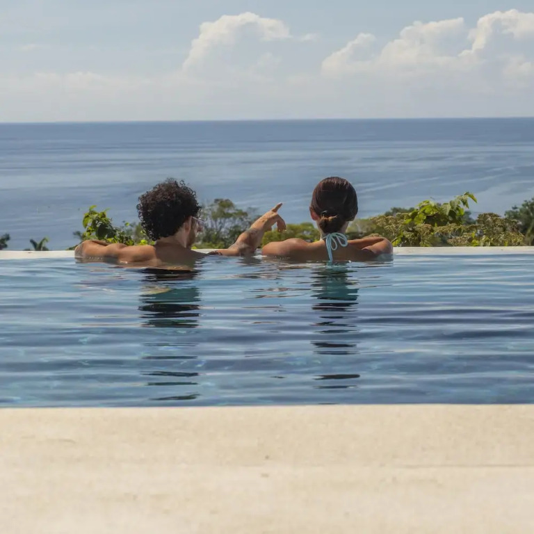 Adeluna Luxury Ocean View Villas