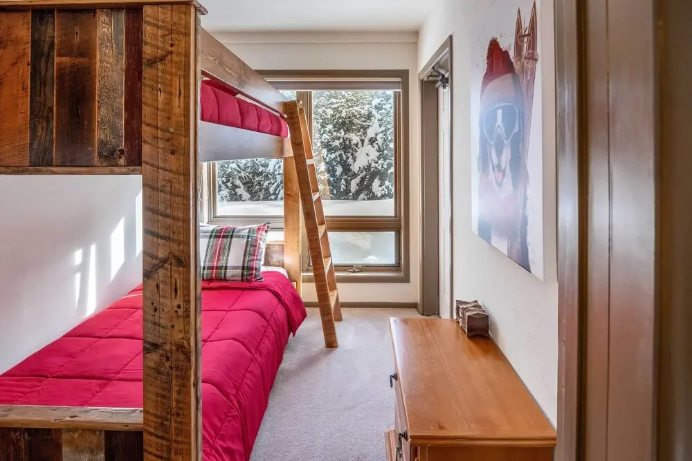 Steps to Ski Lifts - Condo w/ Walk-out Patio!