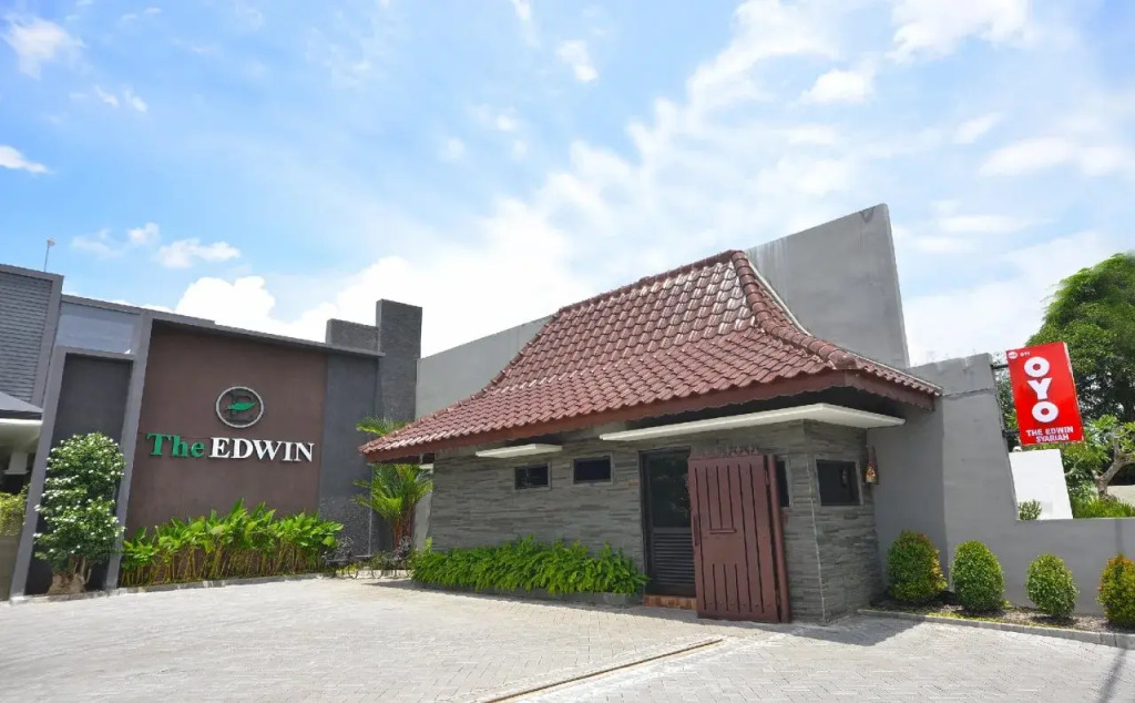 The Edwin Syariah By OYO Rooms