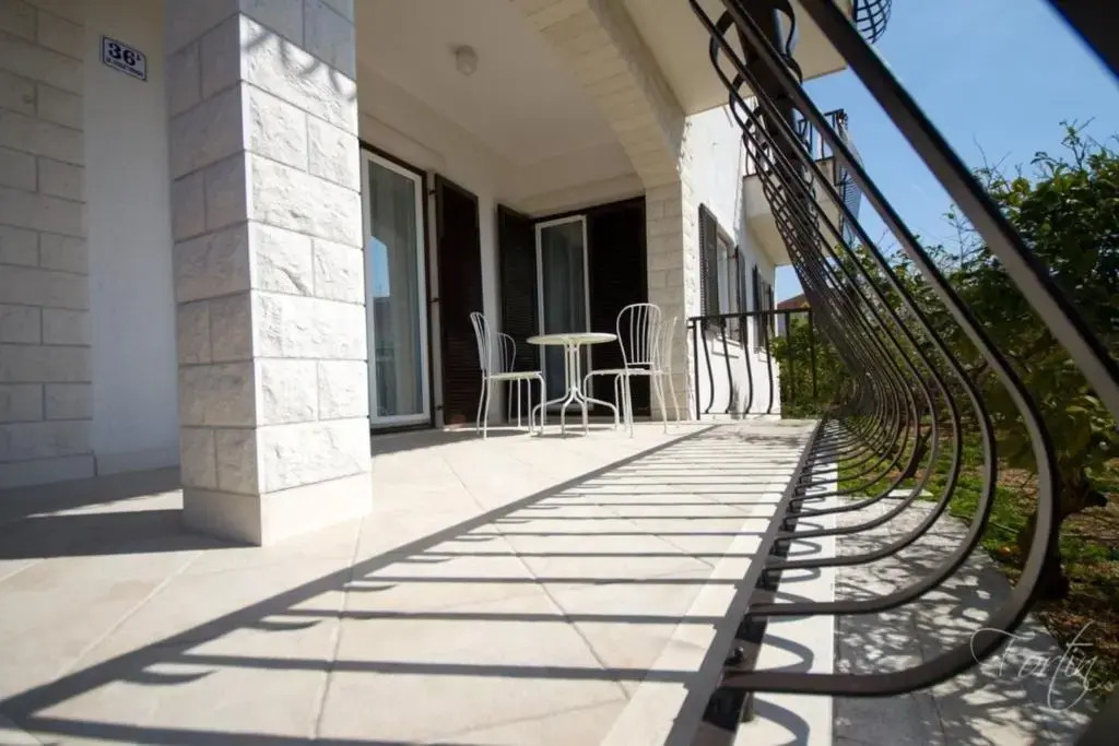 Apartments Terra Petrosa