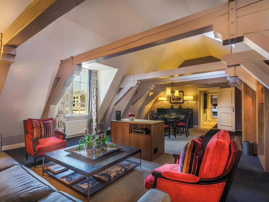 Canal House
