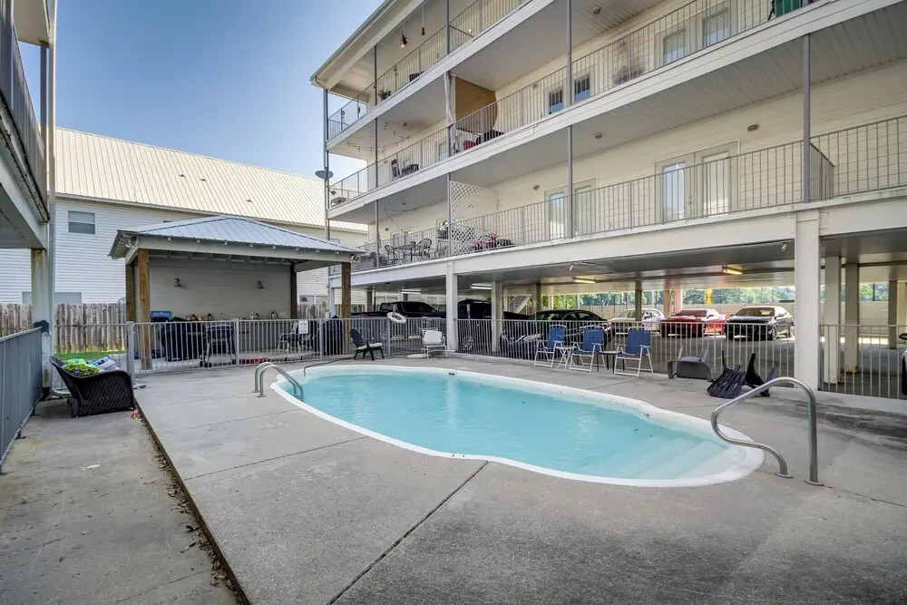 Pet-friendly Vacation Rental in Biloxi Near Beach!