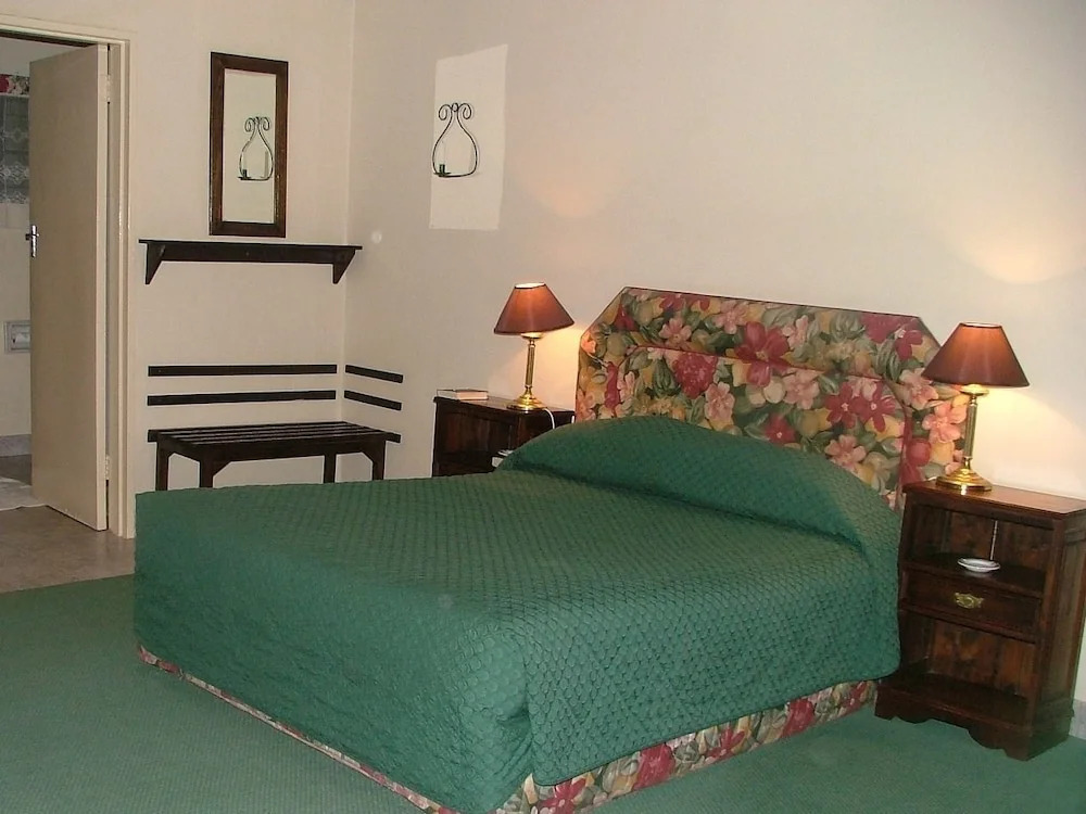 Norma Jeanes Lake View Resort