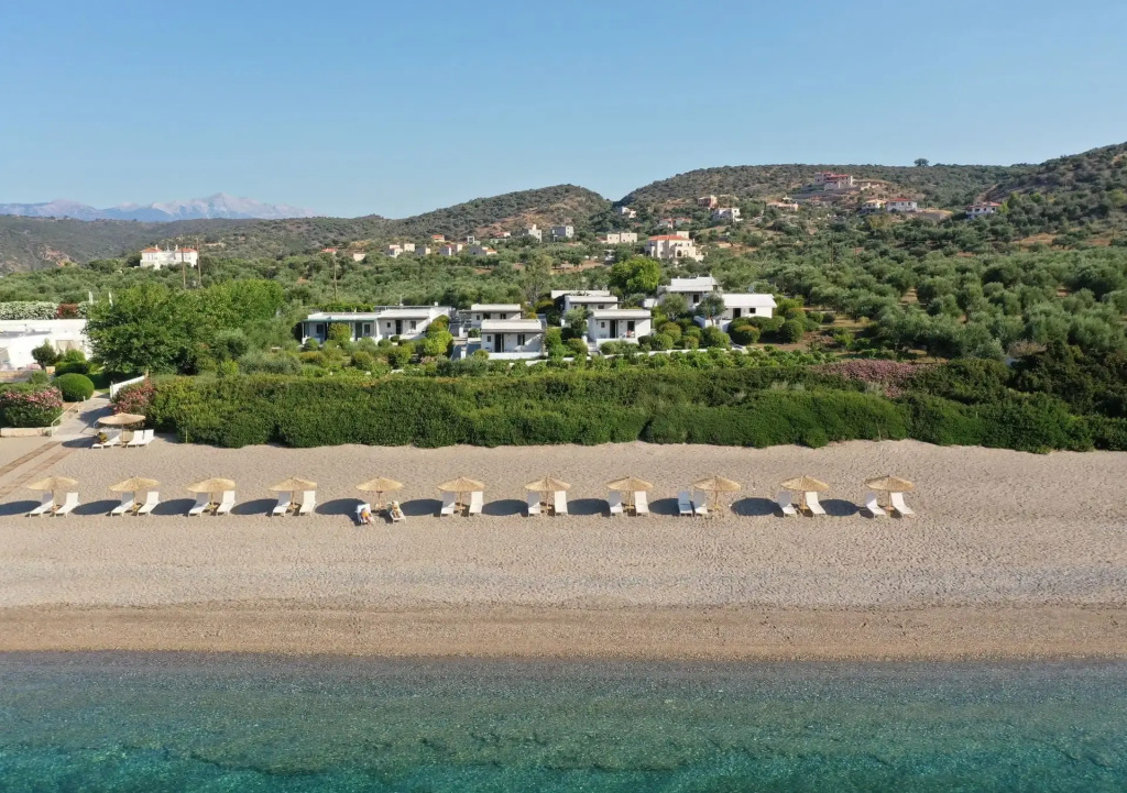 Niriides Beachfront Resort
