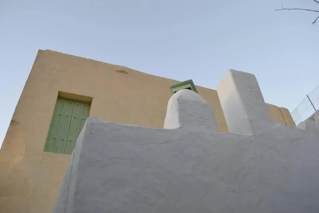 Bouganvilla, elegant residence and peaceful garden