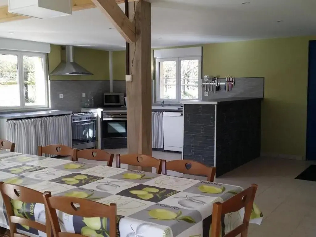Gîte de charme Alpes Mancelles: confort, nature, activités plein air, 50% remise canoë-kayak - FR-1-410-224