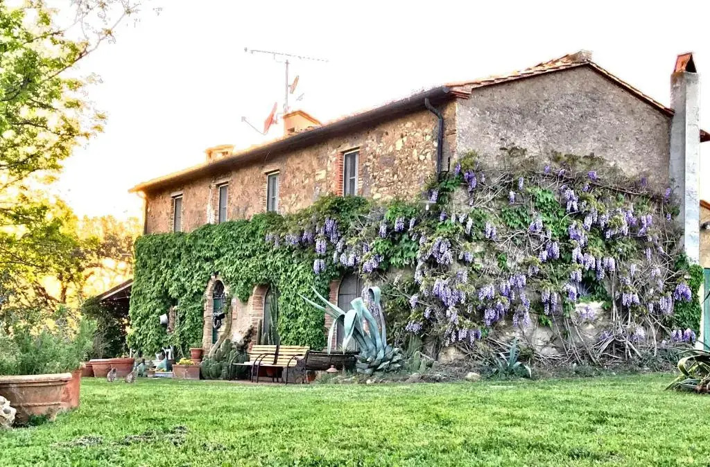 Agriturismo La Leccia