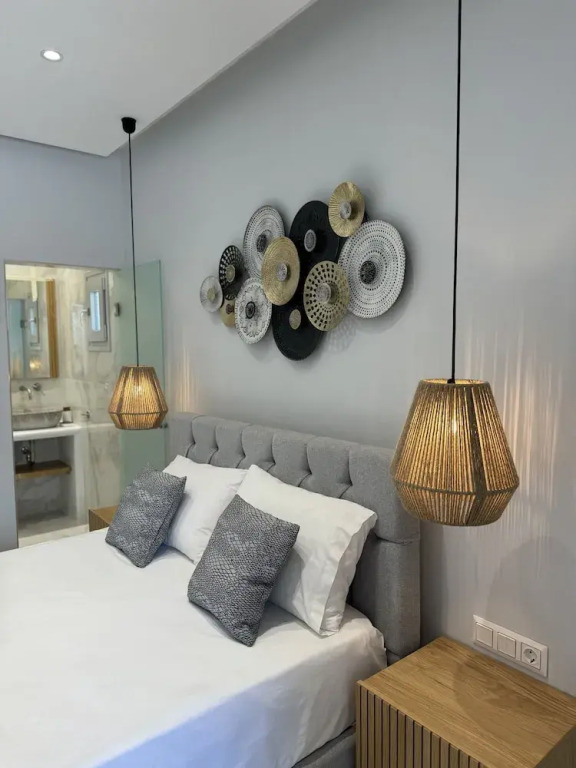 Sunshine Bay Suites