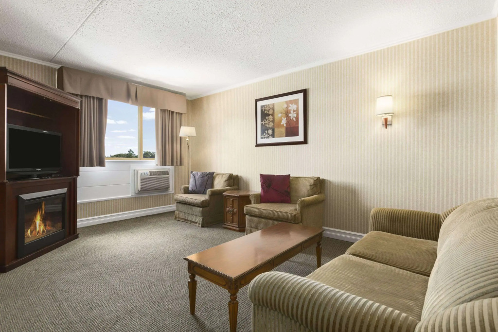 Days Inn by Wyndham Bridgewater Conference Center