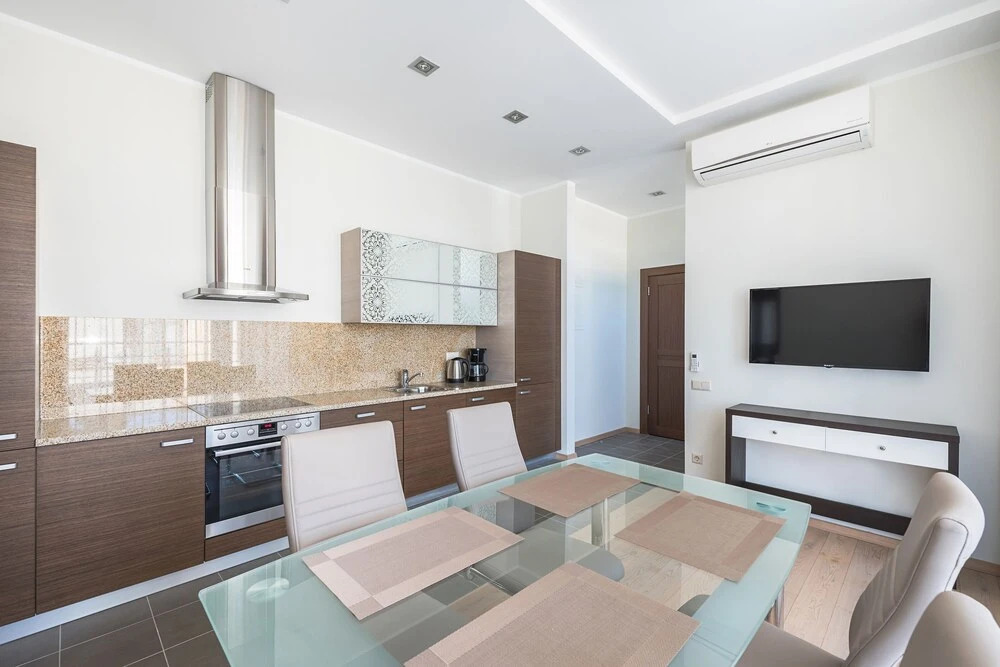 Black Pearl Apartments