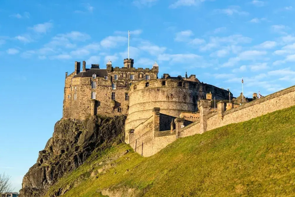 1 Bedroom Apartment With Castle Views in Glassmarket