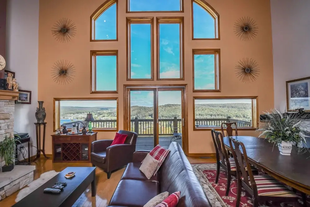 Overlook 3 Bedroom Townhome #1B