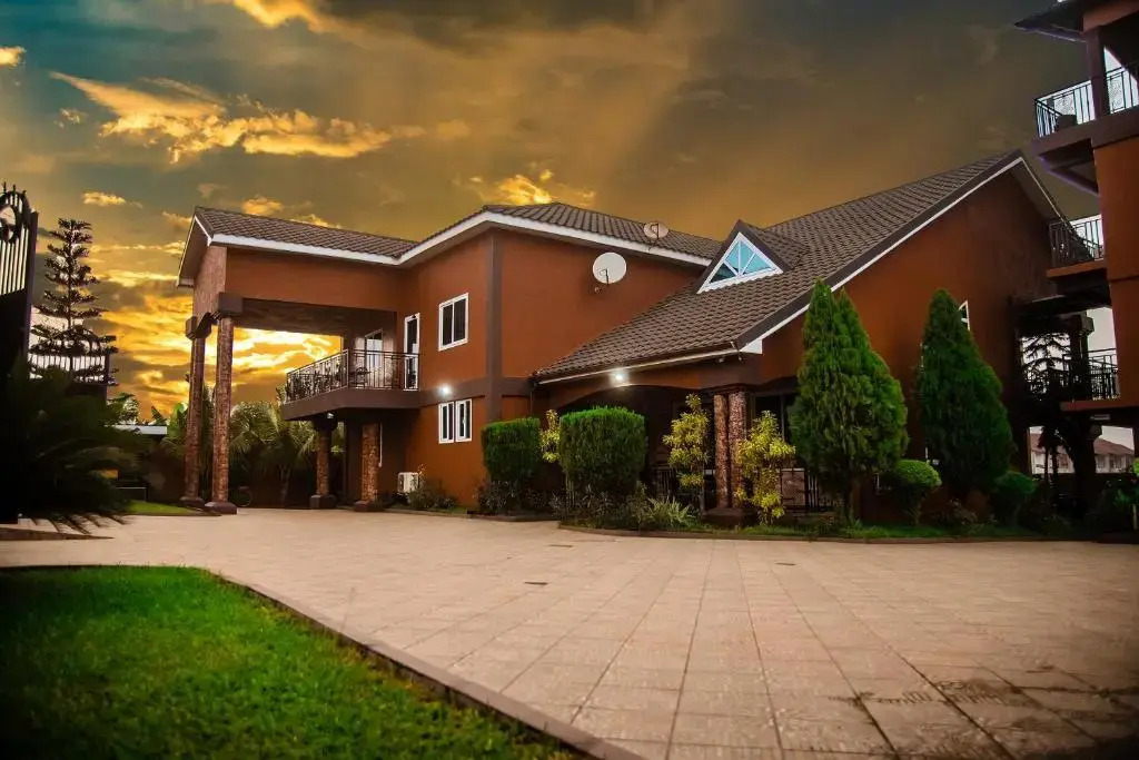 Homey Lodge