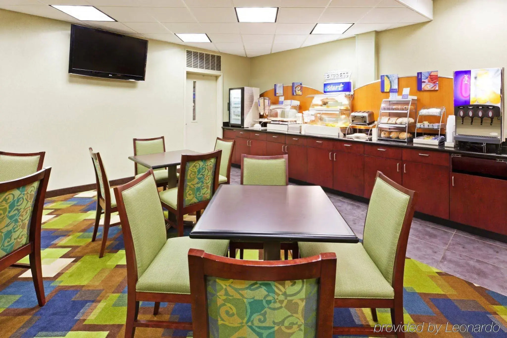 Holiday Inn Express Blowing Rock South by IHG
