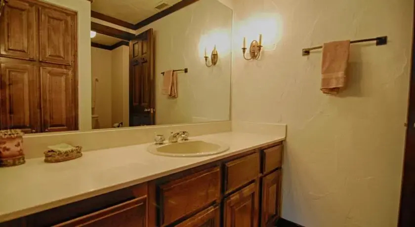 Squaw Tavern Inn by Tahoe Vacation Rentals