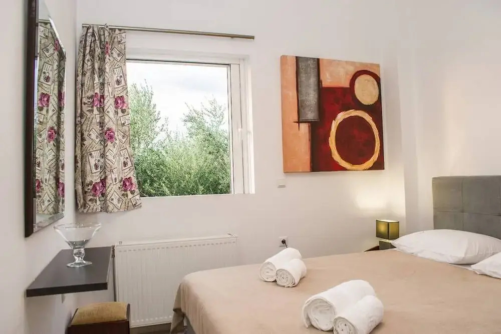 Ninas Villa, Cosy Seaview Retreat