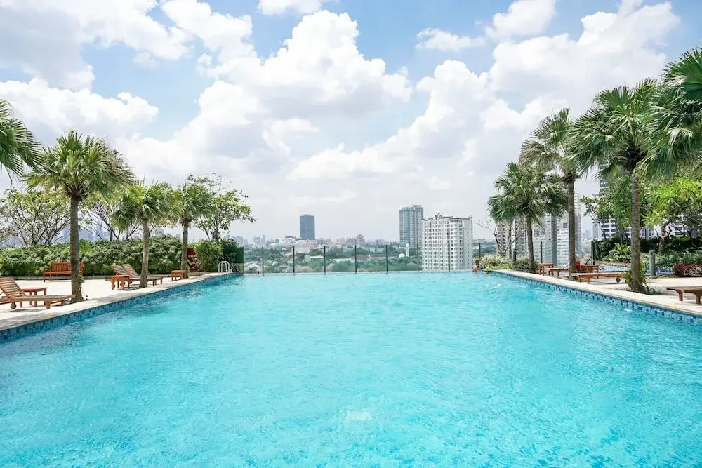 Gandaria Heights Apartment with Mall Access