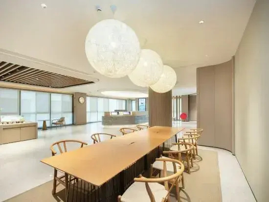 JI Hotel (Wuxi Railway Station Yuanrong Square)