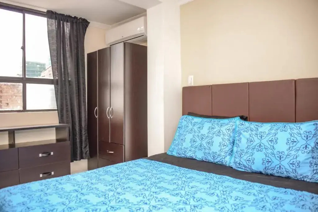 Calle 8 Suites