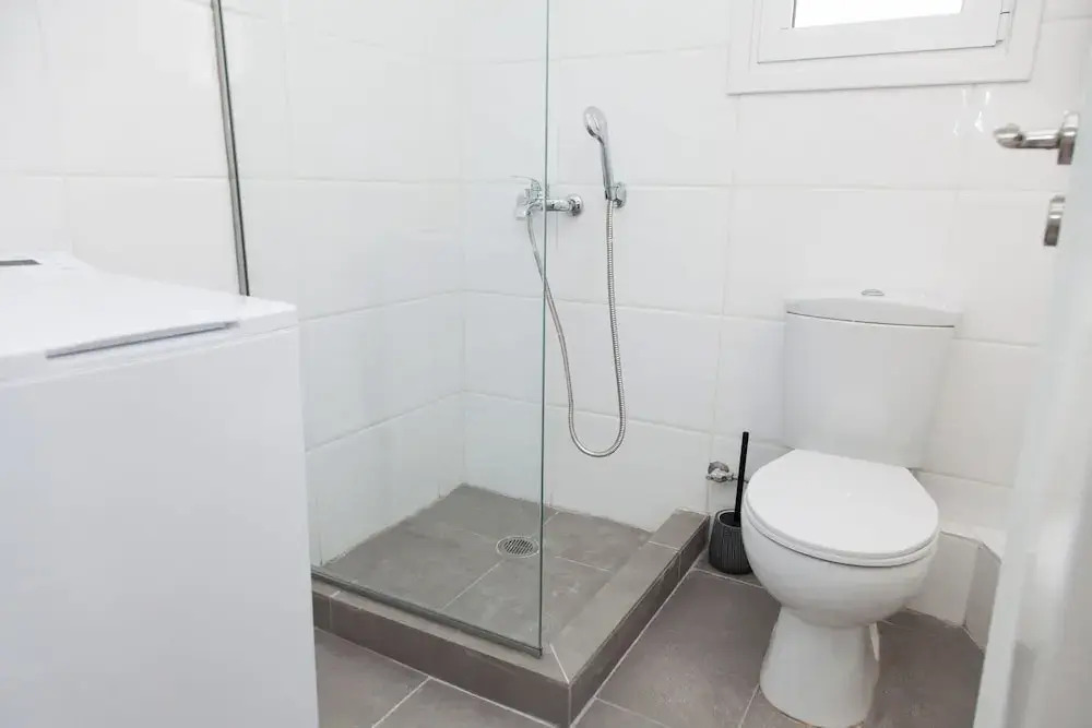 Brand New Modern apt in Central Athens
