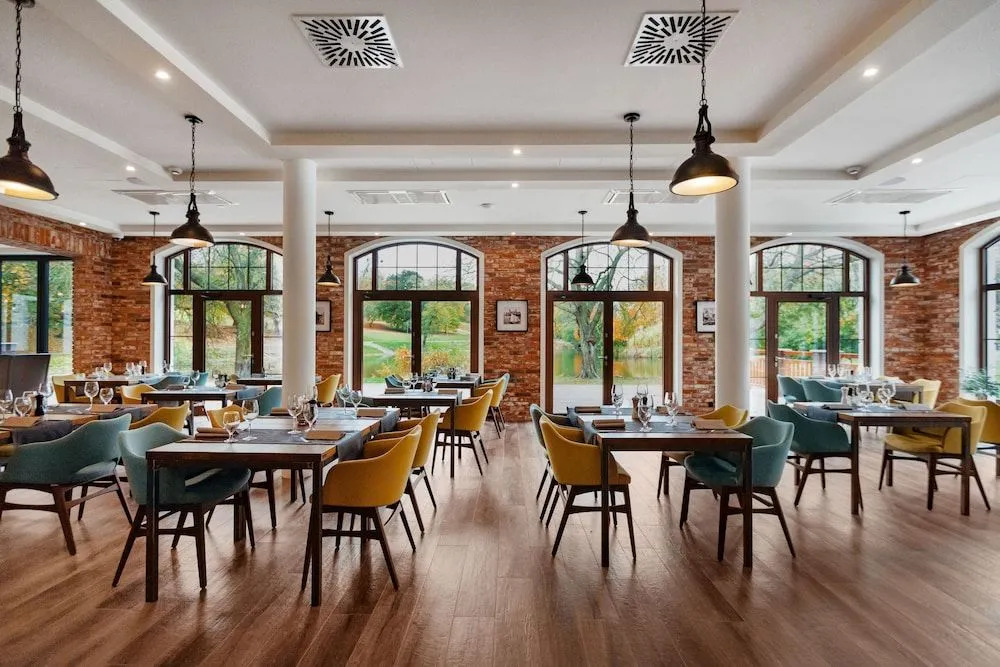 Grand Park Hotel