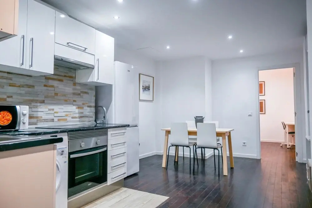 M Sen1692 Amplio Apartamento con Balc n en Calle