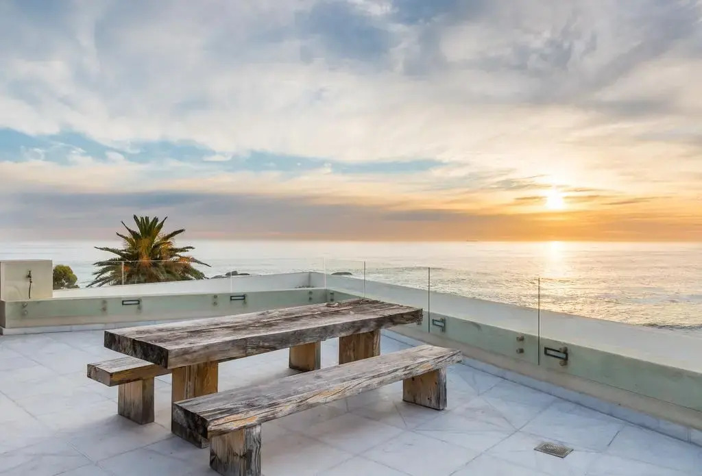 Lions Eye Luxury Apartments