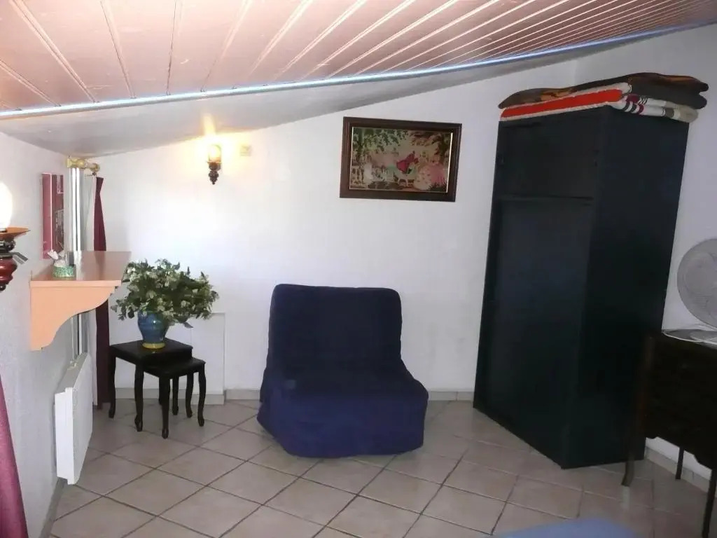 2 Gites ,15mn de Cannes, Fréjus, St Raphael, Villa la Soleiade ,clim, piscine, parking, wifi, au Lac de Saint-Cassien VAR