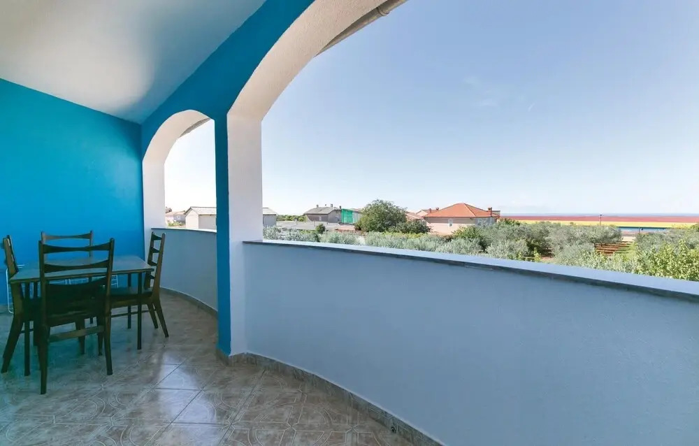Nice Home in Vodnjan With Wifi and 4 Bedrooms