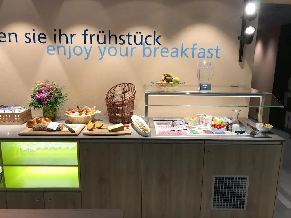 Hotel sleep&stay - Self Check-in