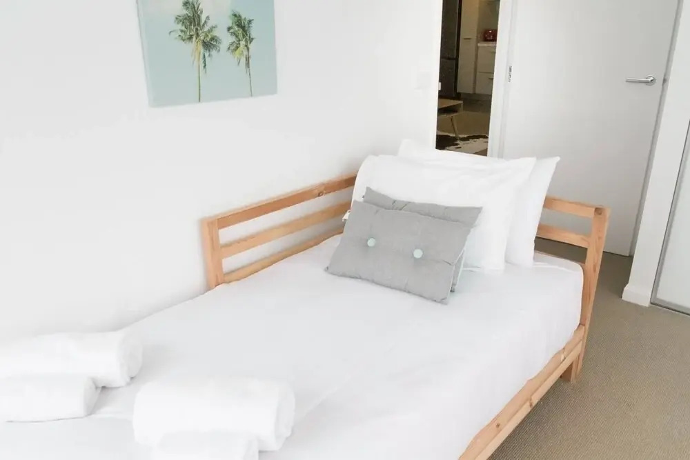 Modern 2 Bedroom Apartment in Melbourne's Northcote
