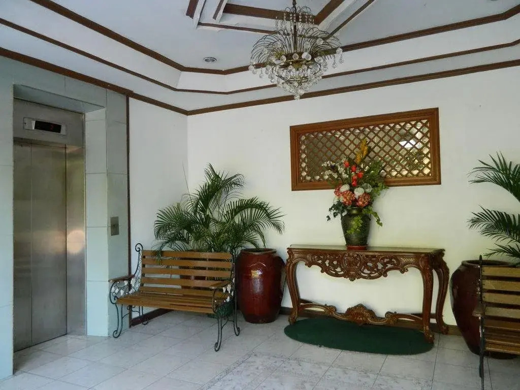 DJ Paradise Hotel