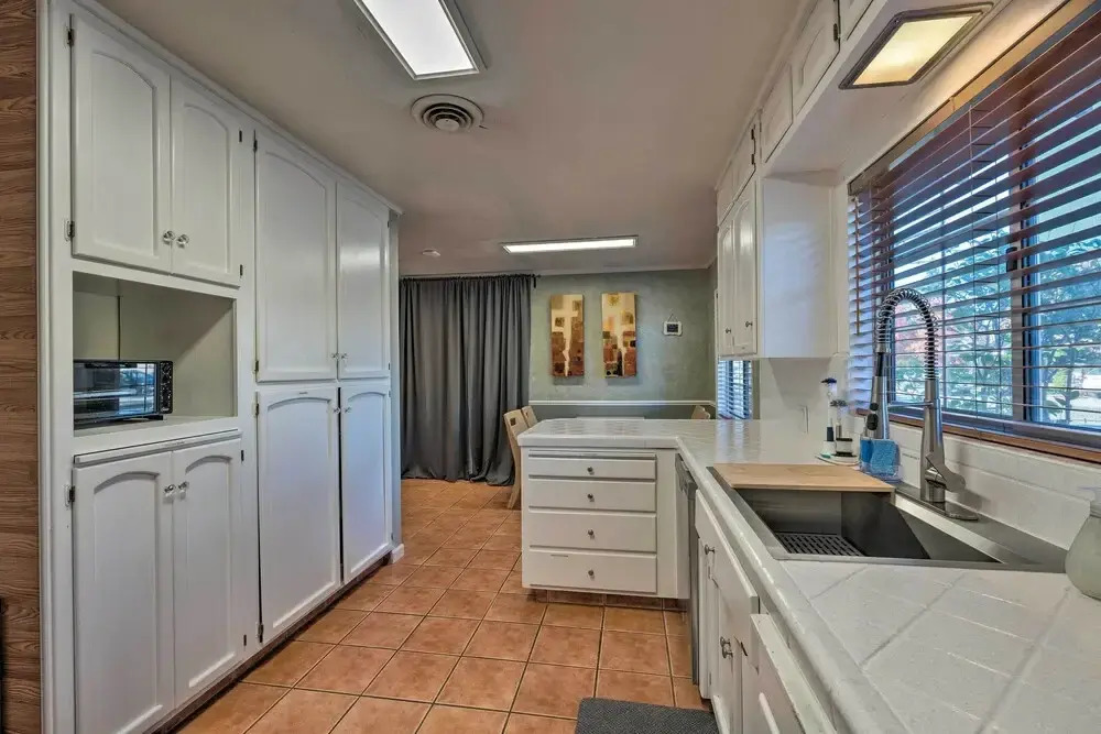 Spacious Wine Country Home: 1 Mi to Downtown Lodi!