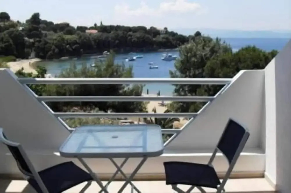 Kolios Beach Seaview Studios