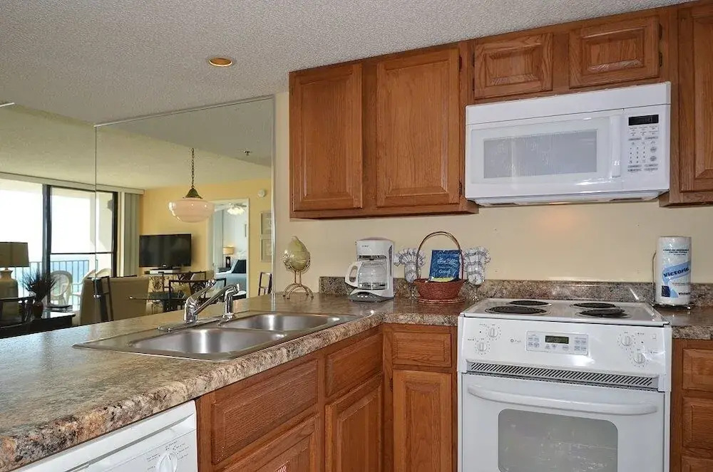 One Seagrove Place Unit 1001 2 Bedroom Condo by Redawning
