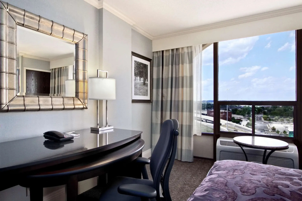 Hotel Belvoir Springfield