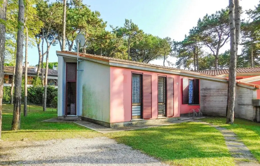 Stunning Home in Lignano Sabbiadoro With 3 Bedrooms