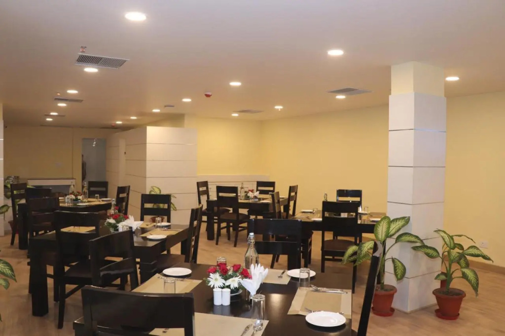 Click Hotel Transport Nagar