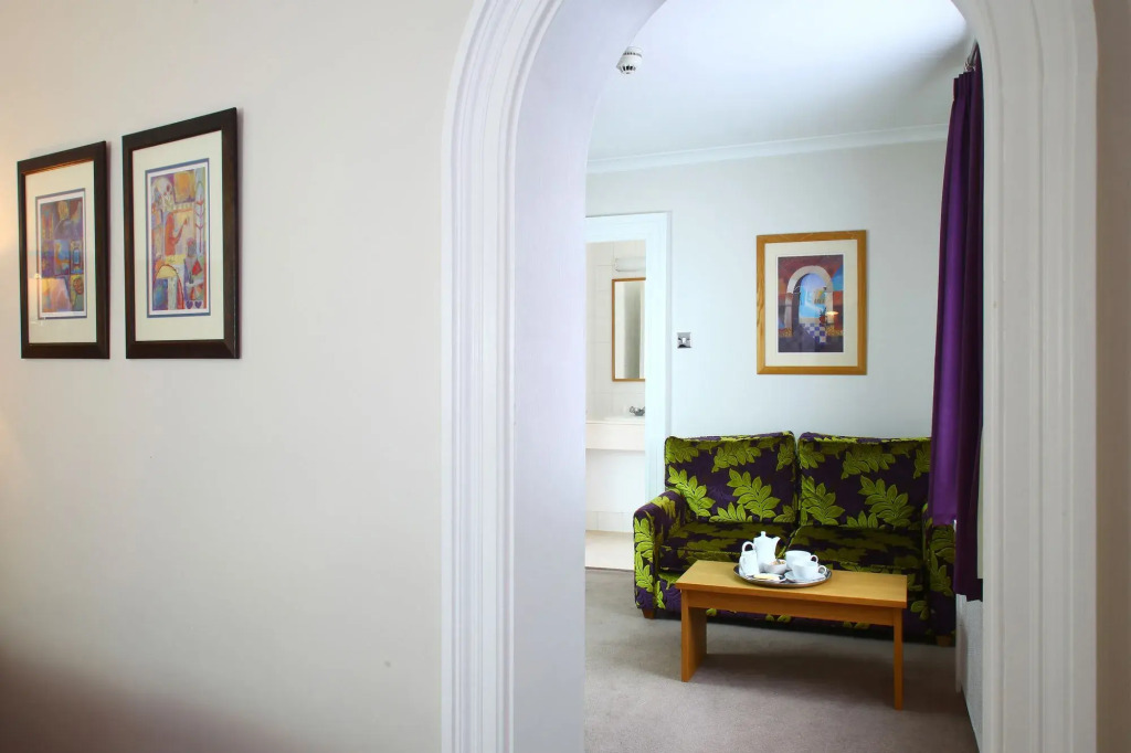 The Chequers Hotel