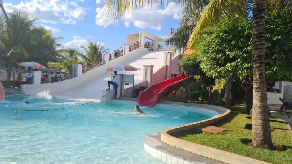 LACQUA-PISCINA De ONDAS PARK GRATIS 24h com FOGAO 5PESSOAS