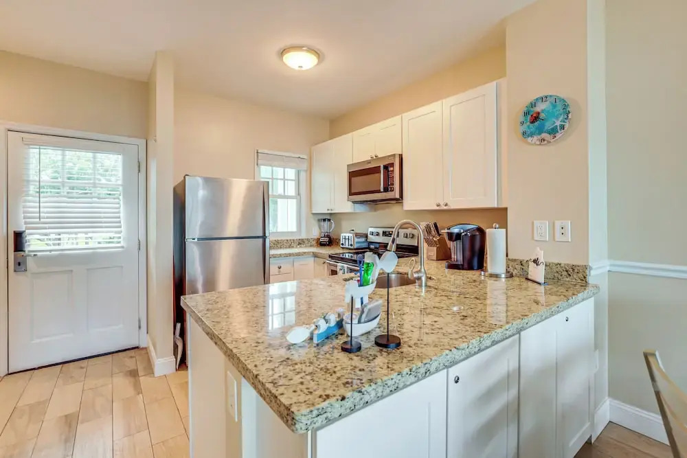 Oceanfront Duck Key Villa: 2 Marinas Steps Away