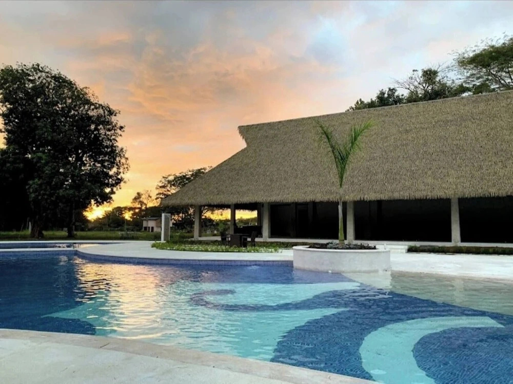 Casa del Mar Tropical Sanctuary