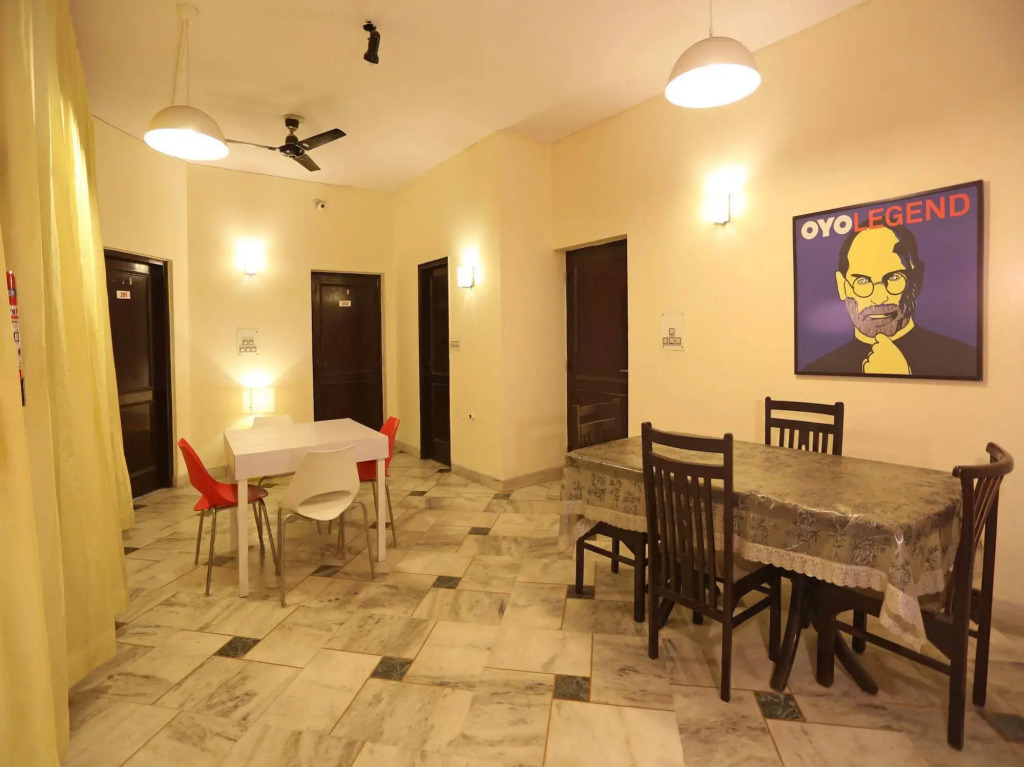 OYO Flagship Noida Spice Mall