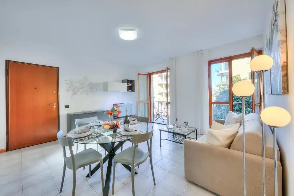 The Modern Apartment In Stresa