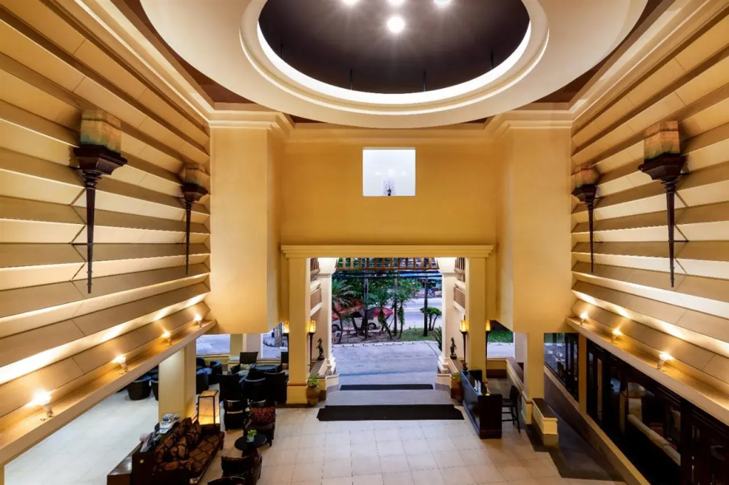 Patong Paragon Resort & Spa SHA Extra Plus